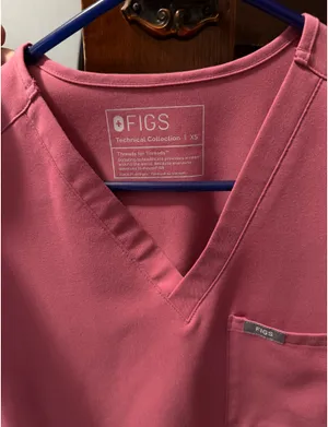 FIGS Scrub Top thumbnail 2
