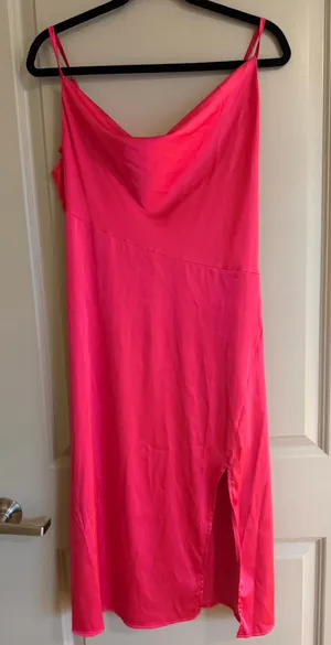 Pink silk midi dress Size M thumbnail 1