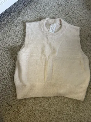 Boutique Sweater vest thumbnail 3
