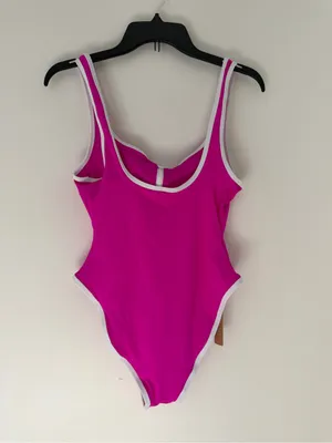 Skims- scoop neck one piece swimsuit thumbnail 5