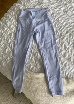 Lululemon Wunder Under 25” Leggings thumbnail 1