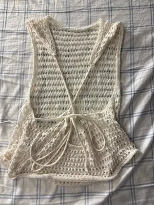 Urban Outfitters Cream Crochet Open Back Top – Size L thumbnail 2
