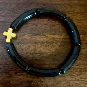 NWT handmade Black Beaded Bracelet with Gold Cross thumbnail 2