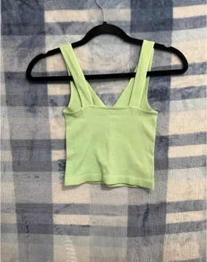 Comfort Cove Clothing Light Green Ribbed V-Neck Cropped Tank Top thumbnail 4