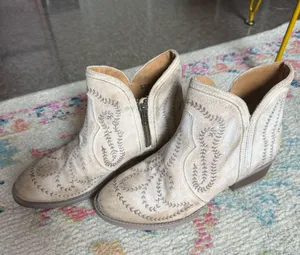 leather boots Gray Size 8 thumbnail 1