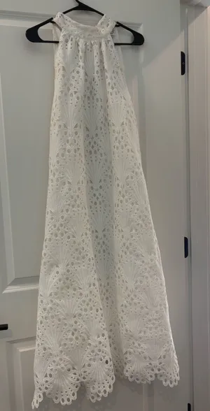 White lace halter dress midi brand holly shae Size s/m thumbnail 1