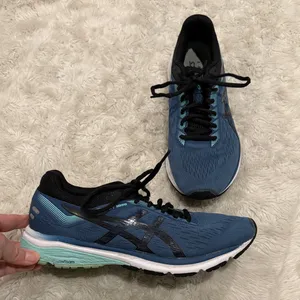 ASICS GT-1000 7 running shoes‎ in Blue Woman's Athletic Sneakers size 9 thumbnail 3