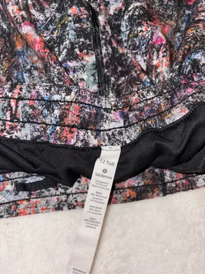 Lululemon Hotty Hot Shorts 4" thumbnail 4