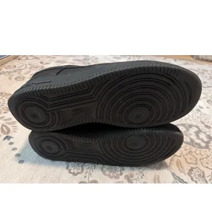 Nike Women's Air Force 1 '07 Low 'Triple Black' Size 10.5 thumbnail 8