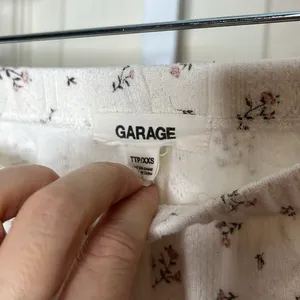 Garage Pointelle Dainty Floral Pajama Sleep Shorts XS thumbnail 4