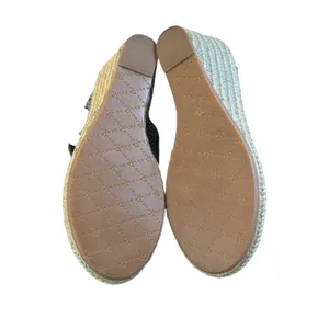 Johnston & Murphy Wedge Sandals Womens 8 Blue Laser Cut Espadrille‎ Thong Mules thumbnail 8