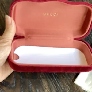 Gucci Velvet Glasses Case NWOT thumbnail 3