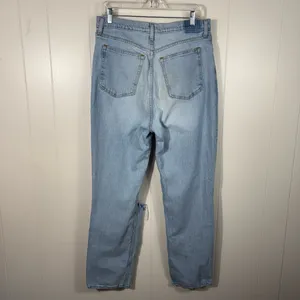 Abercrombie & Fitch The 90s Straight Ultra High Rise Distressed Light Wash Jeans thumbnail 7