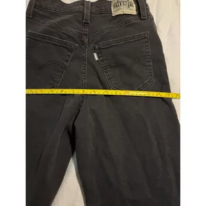Levi's SilverTab Mom Jeans Black High Rise Tapered Women's W26 L27 26x27 thumbnail 11