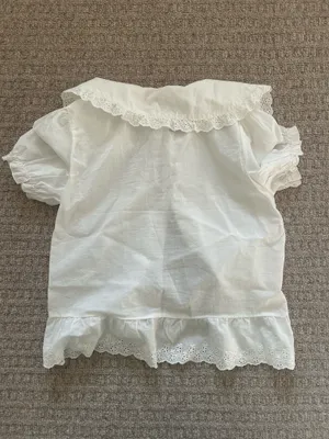 Brandy Melville Peter Pan collar eyelet blouse  thumbnail 5