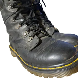 Dr. Martens Women’s 7741 Original Black Leather Boots Size 5 thumbnail 2