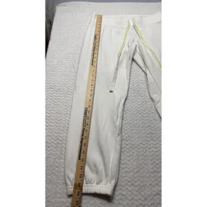 Victoria's Secret PINK White Sequin Love Pink Jogger Sweatpants M y2k Gold Logo thumbnail 2