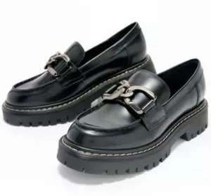 Marc Fisher Black Lug Sole Leather Loafers S. 7.5 thumbnail 1