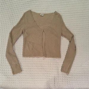 Abercrombie Metallic Beige Knit V-Neck Cardigan thumbnail 2