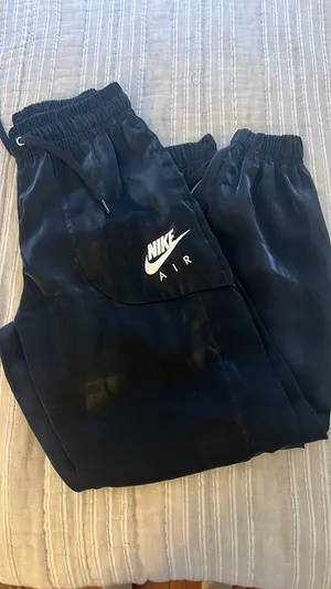 Nike Women’s Joggers thumbnail 1