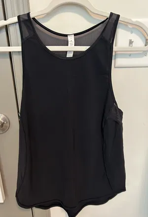 Lululemon Tank thumbnail 1