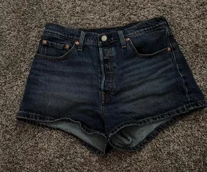 Levi’s Shorts 501 thumbnail 1