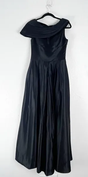 LANTING Bride Classic Black Off Shoulder Side Zip Maxi Dress Wedding Gala Event thumbnail 1