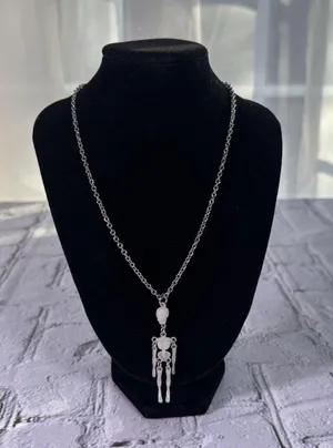Skeleton Necklace Moveable Limb Steampunk Punk Skull Glow In The Dark Necklace thumbnail 1