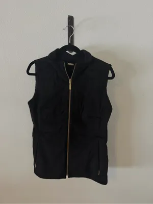 NWT Lilly Pulitzer Skyden Reversible Vest Black Soft Suede and Plush Sherpa thumbnail 4
