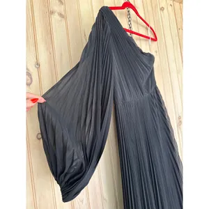 NWT Lulus Divine Charm Black Pleated One-Shoulder Maxi Dress Holiday Gala Size M thumbnail 4