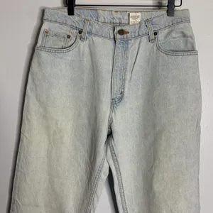 Levi’s 550 relaxed fit tapered leg‎ made in USA thumbnail 2