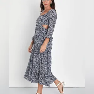 NWT Lulus Navy Blue Paisley Tiered Cutout Midi Dress women's size small thumbnail 3