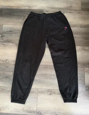 Gymshark I🩷 gym sweatpants  thumbnail 1