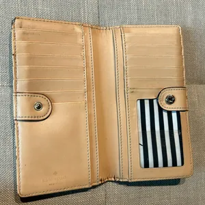 KATE SPADE New York Stacy Southport Avenue Wallet in Black thumbnail 5