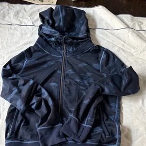 Lululemon Navy Camouflage Women's Jacket thumbnail 7