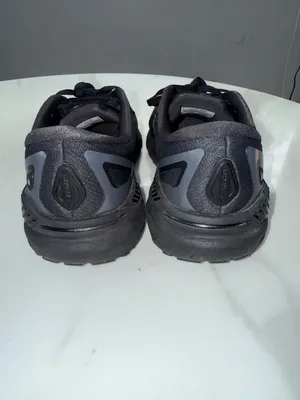 Brooks women’s Black Athletic Running Shoes extra. Wide(2E) thumbnail 4