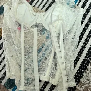 Edikted‎ small white corset top thumbnail 4