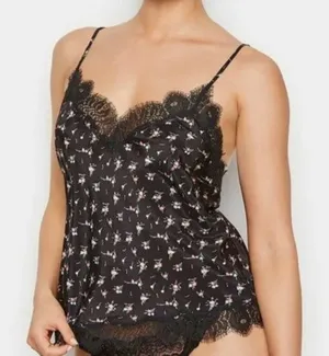 Victoria's Secret Black Pink Floral Chantilly Lace Cami Tank M thumbnail 1