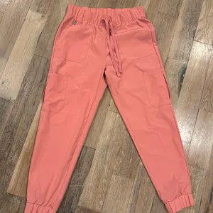 Hanes Comfort Fit Women's Scrub Joggers in Rose Pink, Size Medium thumbnail 1