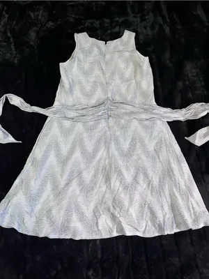 GAP Women’s Chevron Print Sleeveless Tie Waist Fit & Flare Dress Size Small NWT thumbnail 4