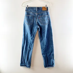 Levi's Original 501 100% Cotton Mid Rise Button Fly Denim Straight Jeans Blue 25 thumbnail 3