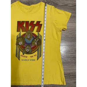 KISS Tee L Alive 96 97 World Wide Tour Graphic Yellow Short Sleeve Rock Band thumbnail 4