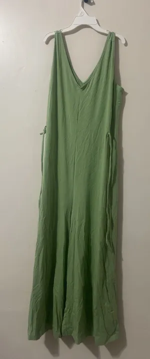 AnyBody Green Sleeveless V-Neck Jumpsuit US Medium thumbnail 1