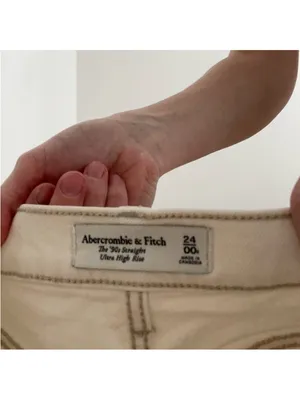 Abercrombie and Fitch Straight-Leg Cream Cargo Jeans for Women thumbnail 5
