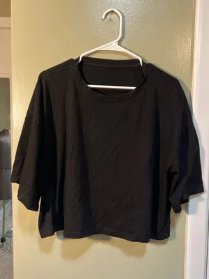 Women’s Size XXL Cropped T-Shirt Drop Half Sleeves Solid Black Crewneck M2H045 thumbnail 2