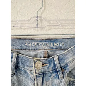 American Eagle 90s Straight Jean Light Wash High Rise Relaxed Denim Women's 4 thumbnail 4