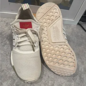 Adidas NMD_R1 Tokyo Shoes - size 6 women's thumbnail 7