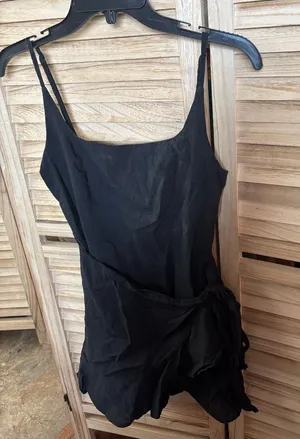 Princess Polly Black Sleeveless Top 6 thumbnail 1