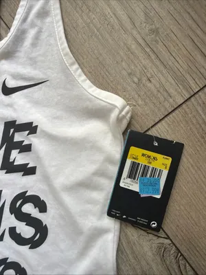 Nike Women's Size S Dri-FIT "Nike Runs This" Graphic Running Tank Top. NWT thumbnail 9