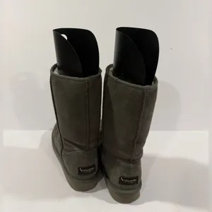Koolaburra by UGG Tall Gray Shearling Boots Women’s 7 Classic Cozy Winter thumbnail 4